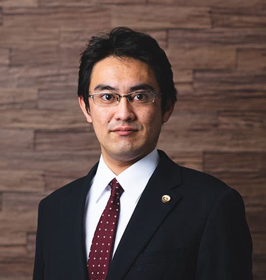 弁護士　愛知 孝介